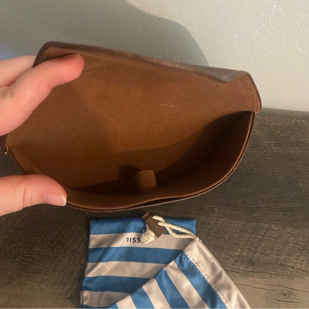 FOSSIL SUNGLASSES GLASSES SOFT CASE MAGNETIC CLOSURE BROWN - Picture 4 of 5